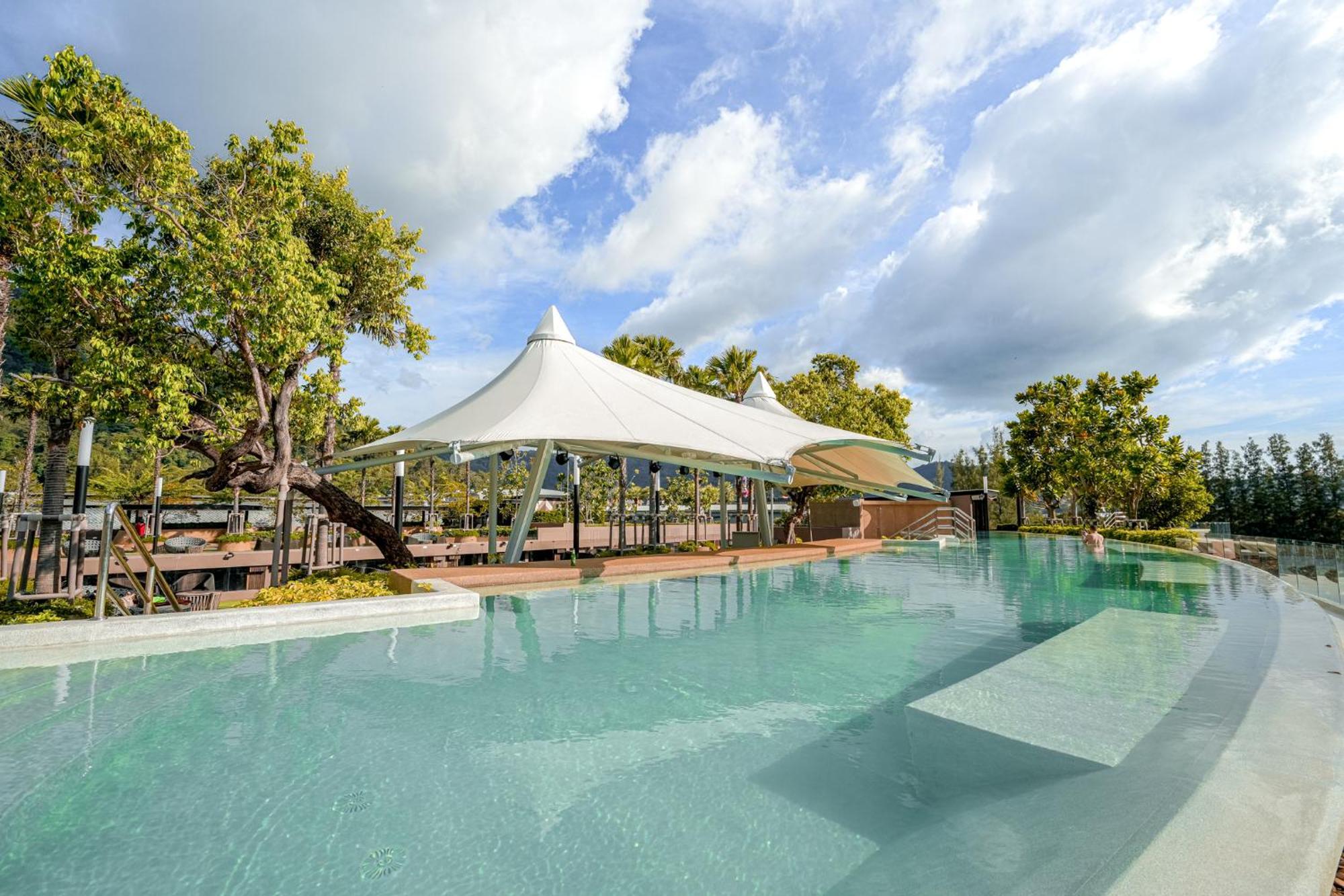 The Marin Phuket Kamala Beach Exterior foto